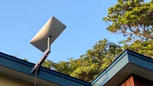 糸島市の伊都ハイランドパークでアンテナ取り付け