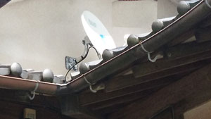 糸島の高祖でアンテナ工事